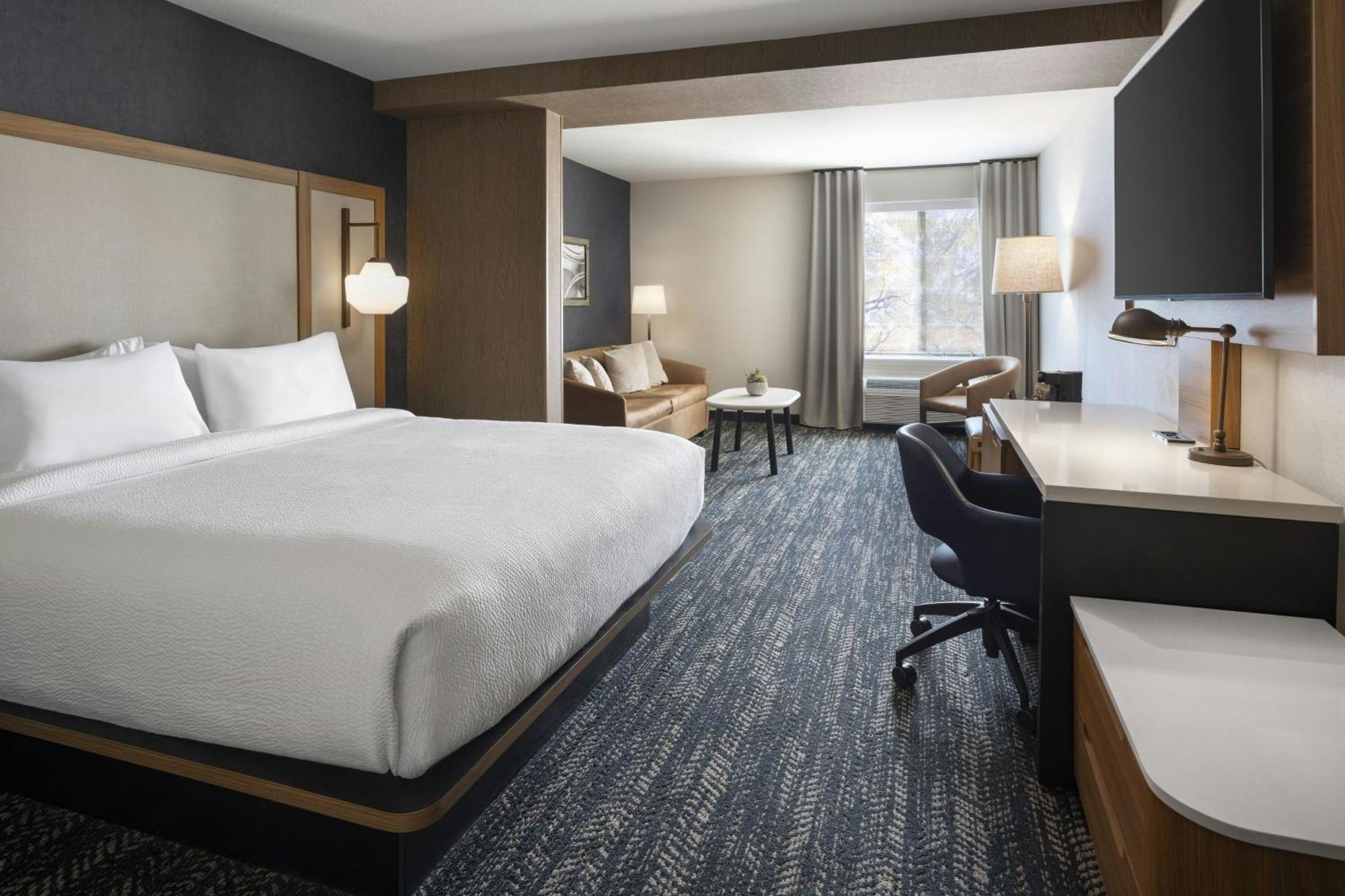 Fairfield By Marriott Inn & Suites Fresno Riverpark Bagian luar foto