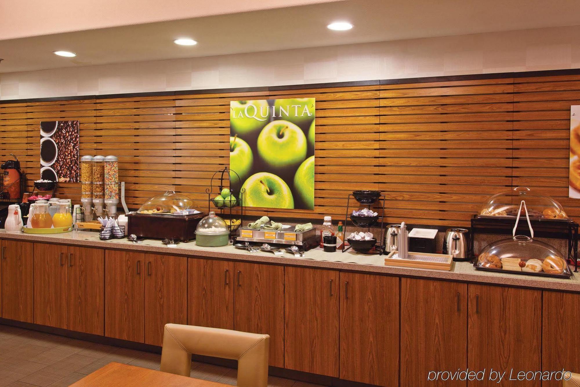 Fairfield By Marriott Inn & Suites Fresno Riverpark Bagian luar foto