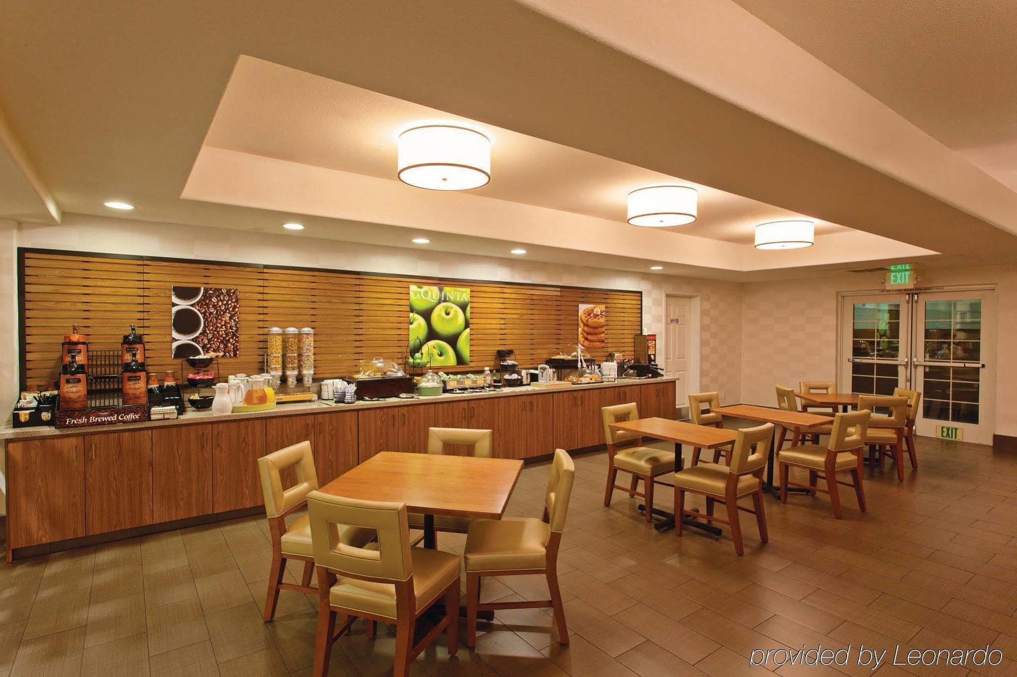 Fairfield By Marriott Inn & Suites Fresno Riverpark Bagian luar foto
