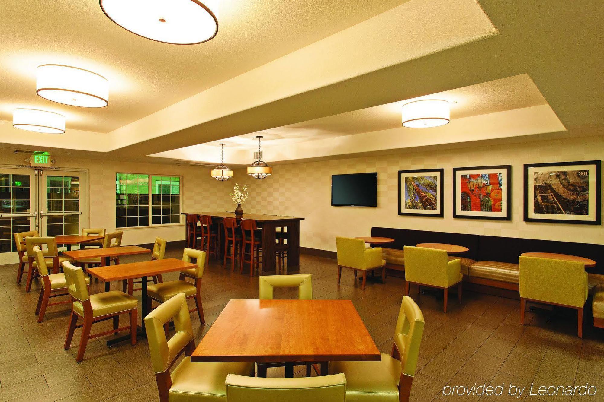 Fairfield By Marriott Inn & Suites Fresno Riverpark Bagian luar foto